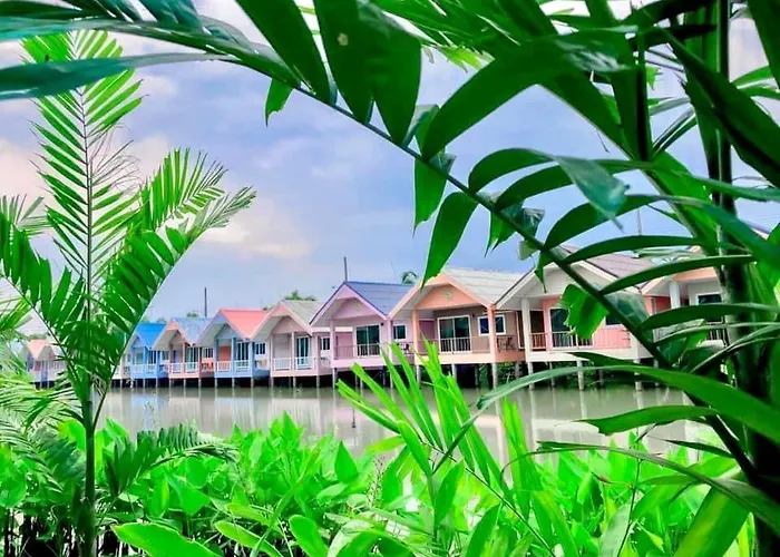 Hotel Baan Chay Namm Bangkok