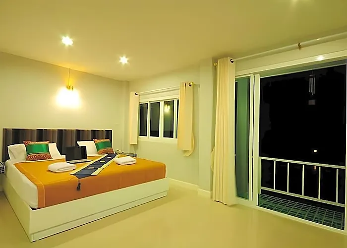 Hotell Baan Chay Namm Bangkok