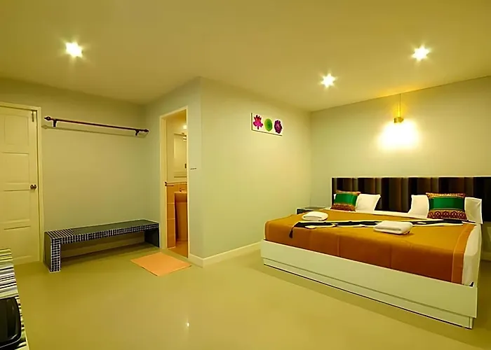 Hotell Baan Chay Namm 3*