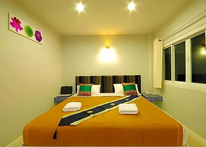 Baan Chay Namm Hotell