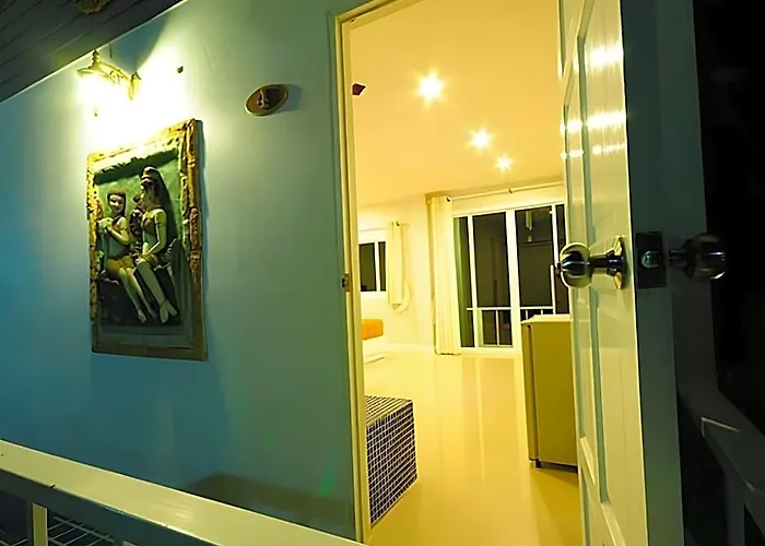 Hotell Baan Chay Namm Bangkok